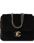 Velvet Quilted Crush On Chains Flap Bag Black