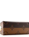 Reverse Monogram Giant Onthego PM