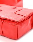 Paper Calfskin Intrecciato Stretch Cassette Bright Red