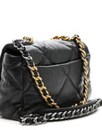 Lambskin Quilted Medium CHNL 19 Flap Black