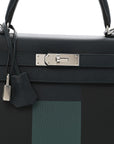Epsom Sombrero Taurillon Clemence Kellygraphie Lettre H Kelly Sellier 28 Vert Cypress Bleu Obscur Malachite Bleu Encre