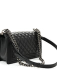 Caviar Quilted Medium Boy Flap Black