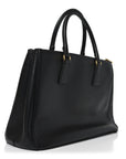 Saffiano Medium Galleria Double Zip Tote Black