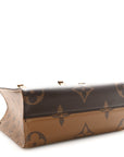 Reverse Monogram Giant Onthego PM