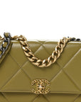 Lambskin Quilted CHNL 19 Wallet On Chain WOC Green