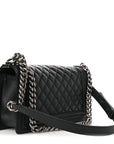 Caviar Quilted Medium Boy Flap Black