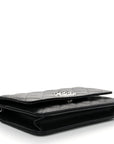 Caviar Quilted CHNL 19 Wallet On Chain WOC Black White