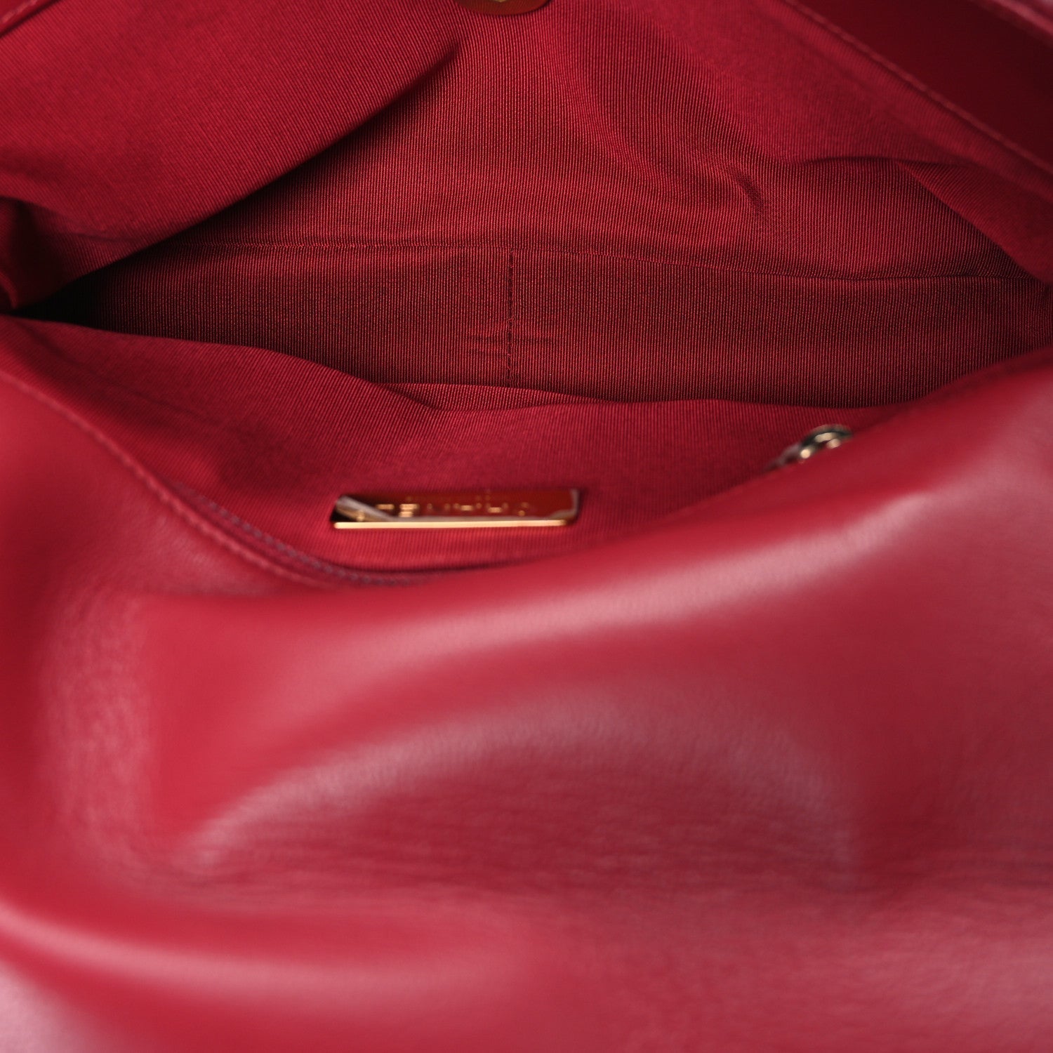 Lambskin Quilted Large CHNL 19 Flap Red