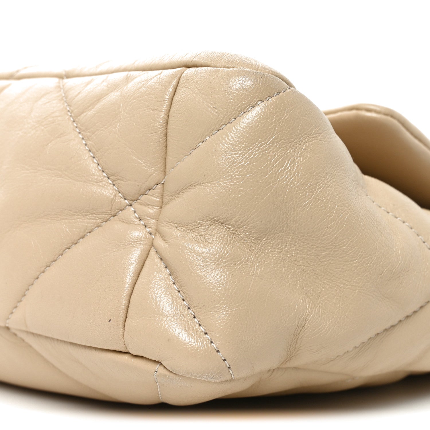 Lambskin Quilted Large CHNL 19 Flap Beige