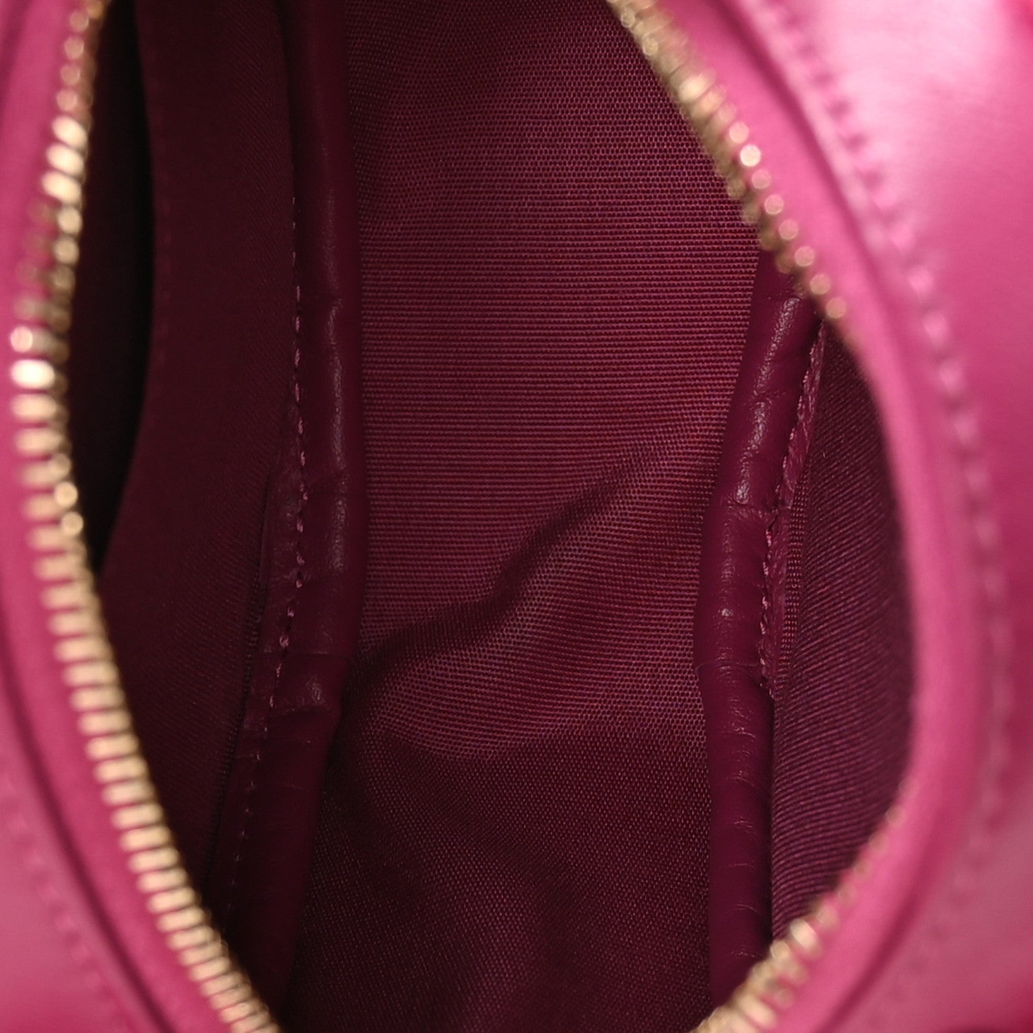 Shearling Sheepskin CHNL 19 Round Clutch With Chain Dark Pink