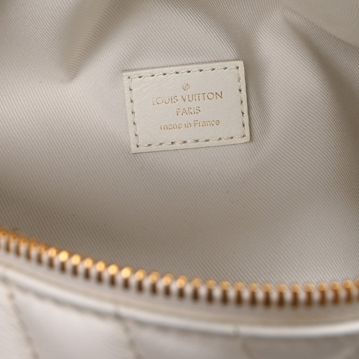 Calfskin New Wave Bumbag Snow