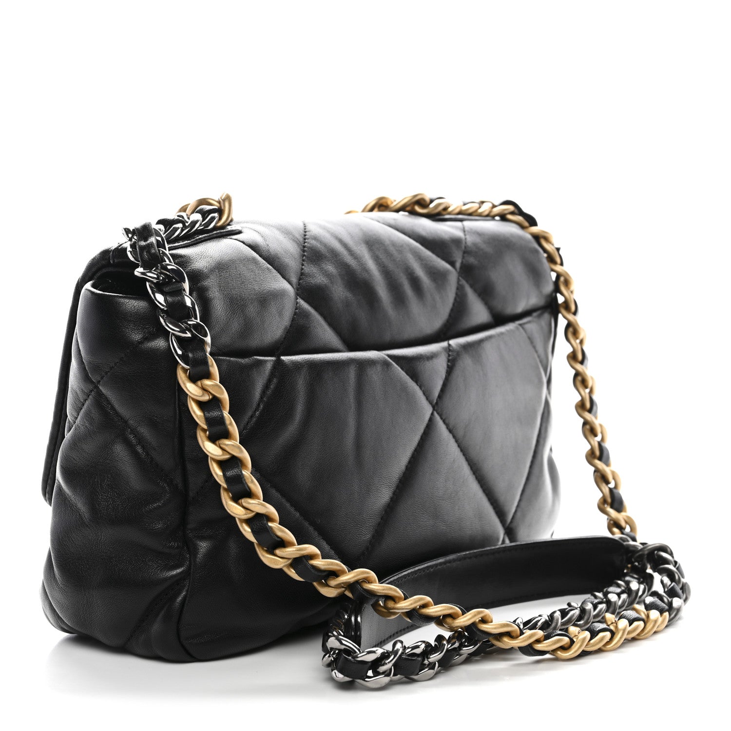 Lambskin Quilted Medium CHNL 19 Flap Black