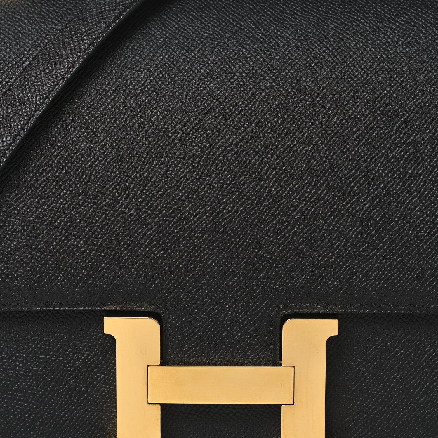 Epsom Horseshoe Constance 24 Black