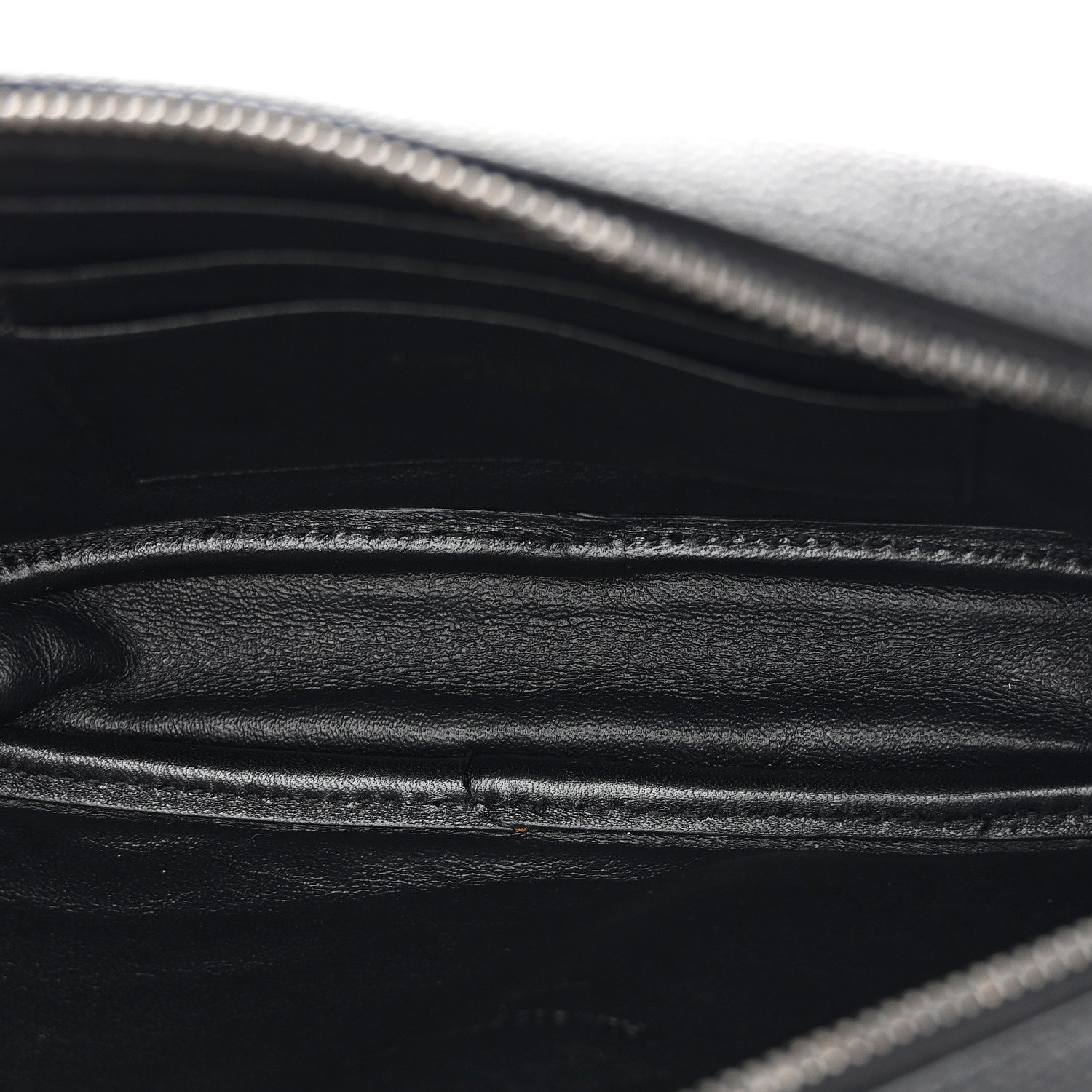 Grain De Poudre Matelasse Monochrome Monogram Mini Lou Camera Bag Black