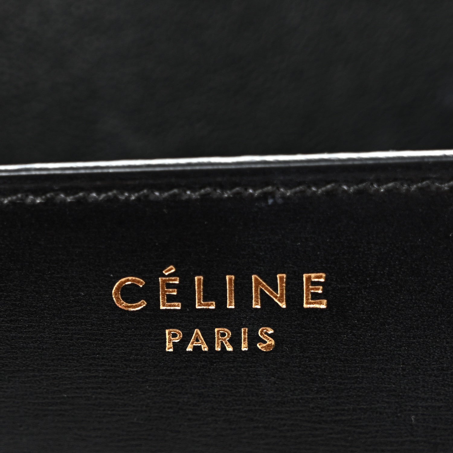 Box Calfskin Medium Classic Box Flap Bag Black