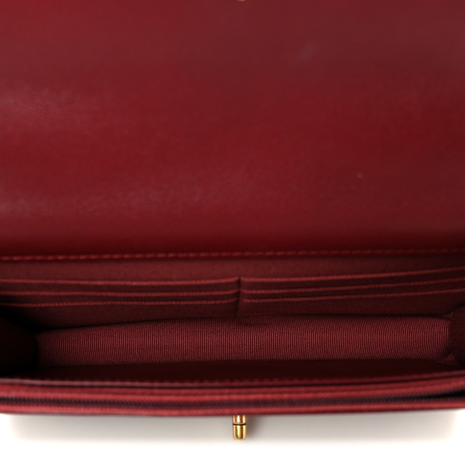 Lambskin Quilted CHNL 19 Wallet On Chain WOC Burgundy