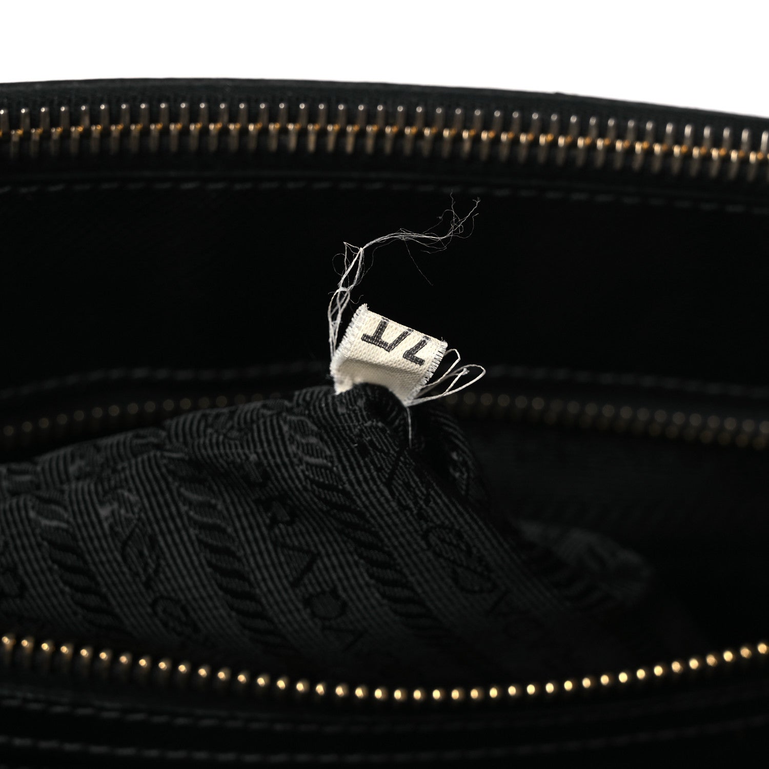 Saffiano Large Galleria Double Zip Tote Black