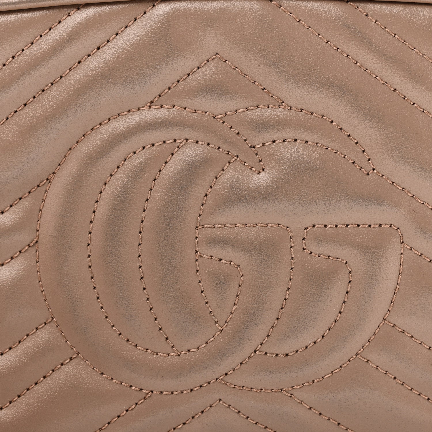 Calfskin Matelasse Small GG Marmont Chain Shoulder Bag Porcelain Rose