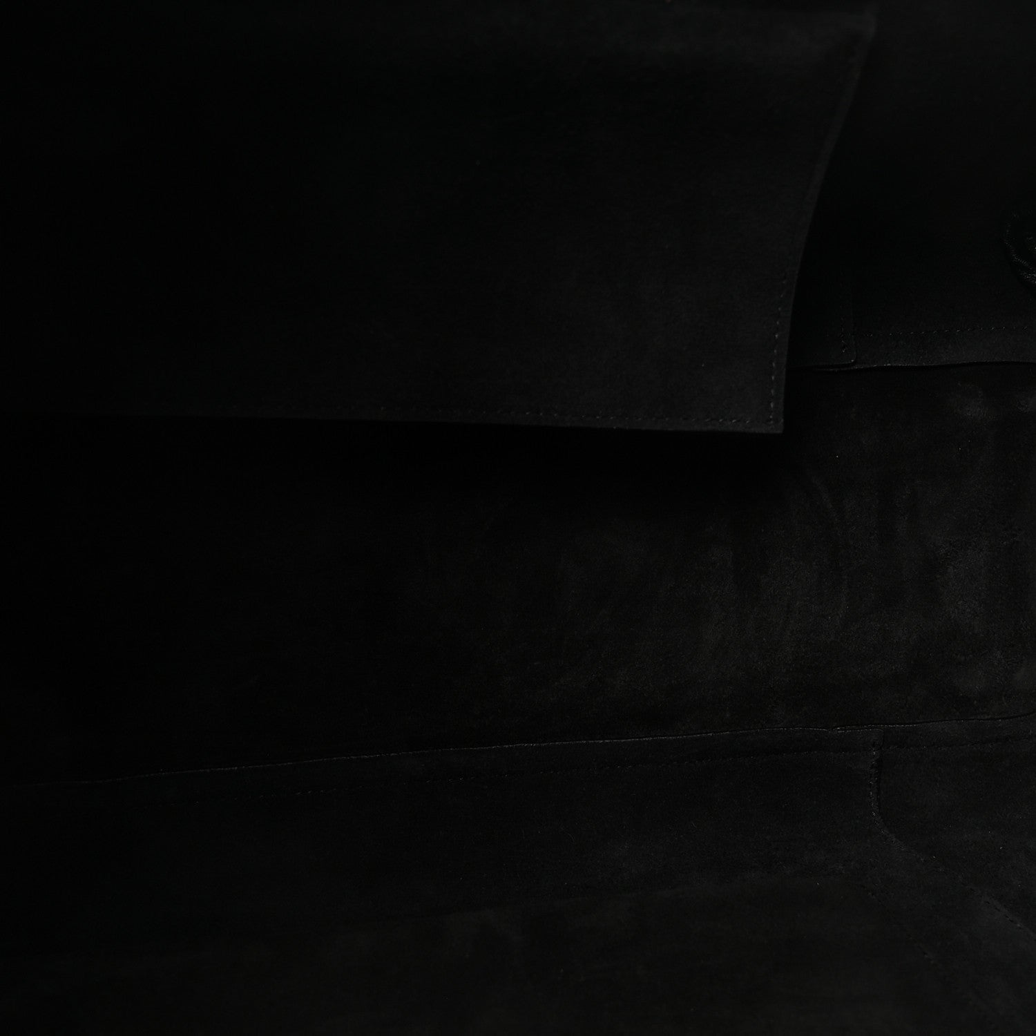 Supple Shiny Lambskin Luggage Black