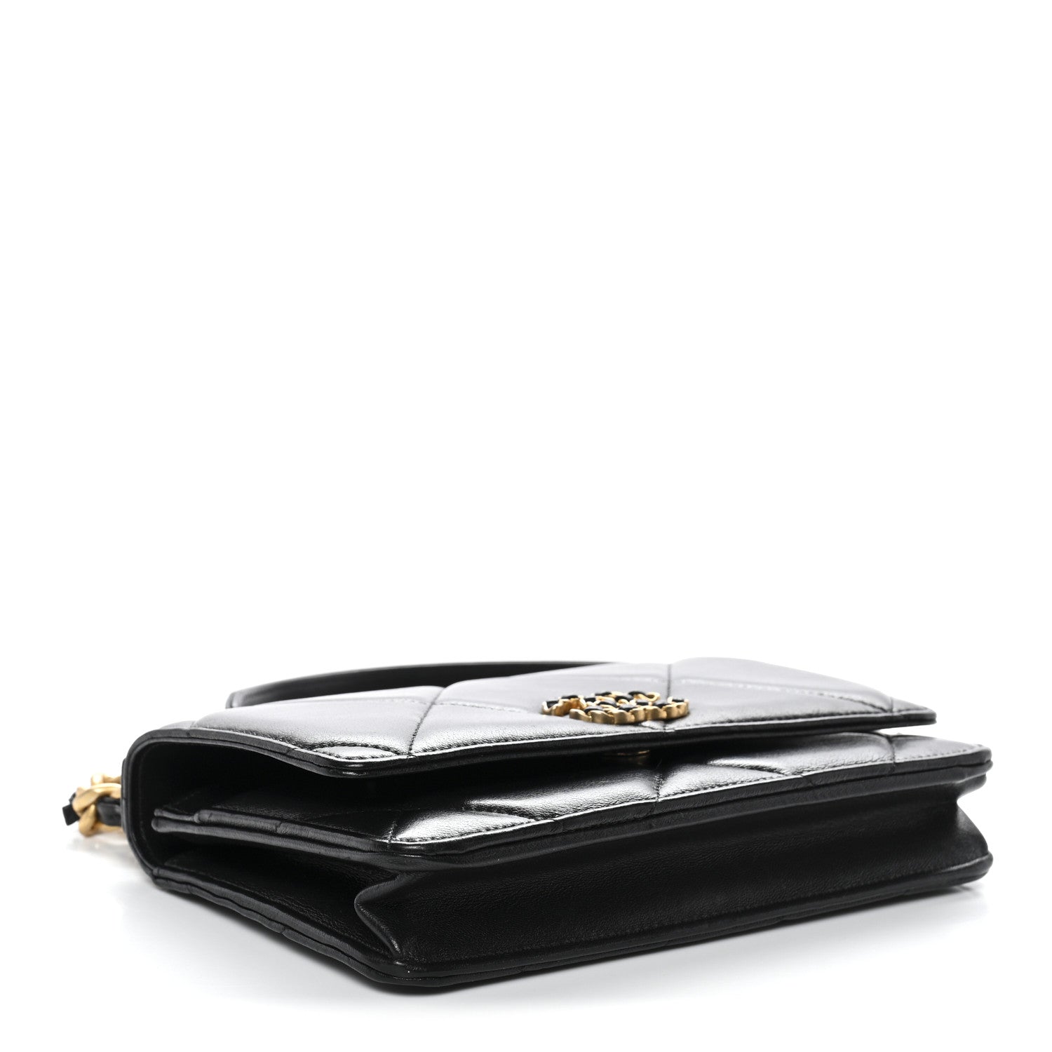 Lambskin Quilted CHNL 19 Wallet On Chain WOC Black