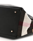 Grainy Calfskin House Check Medium Maidstone Black