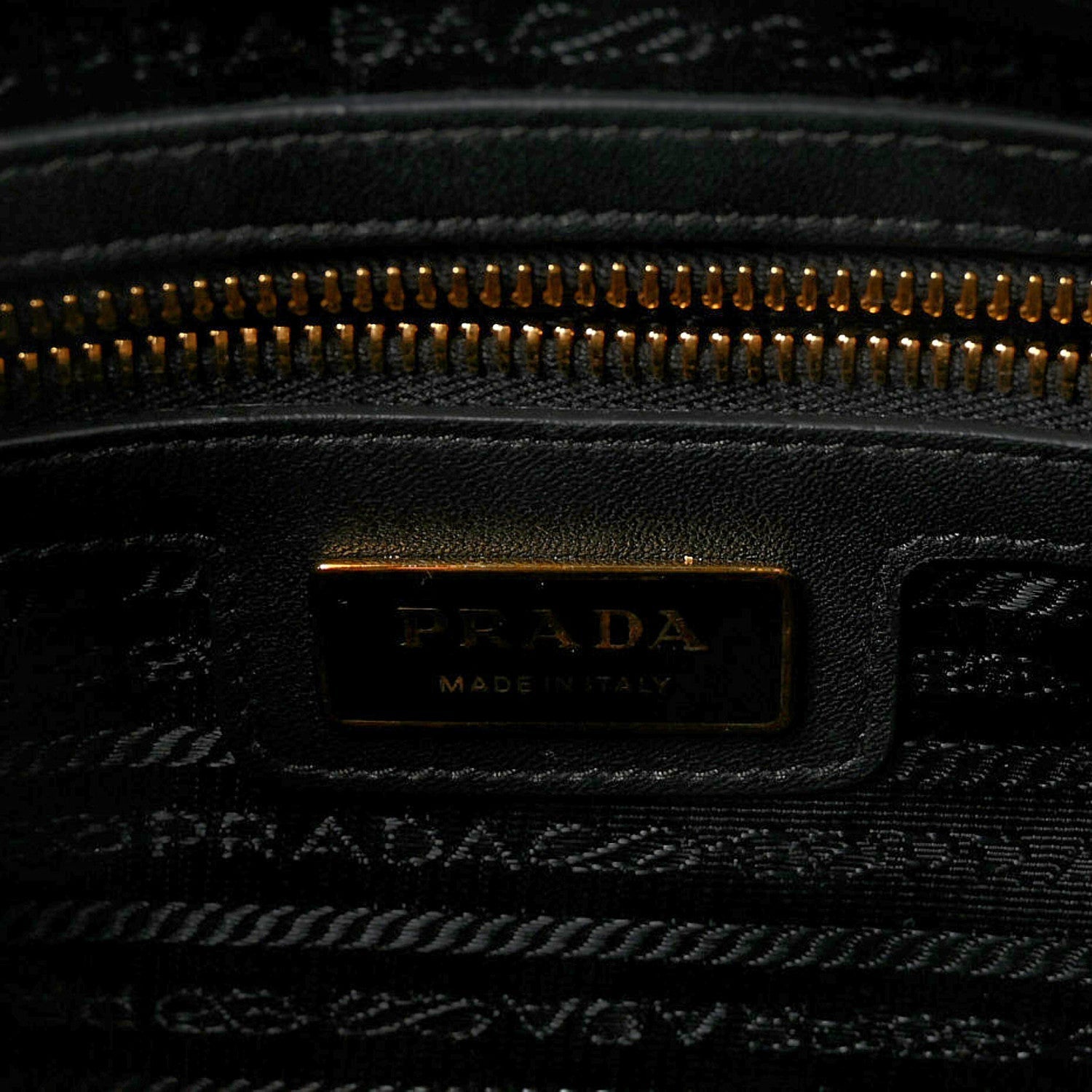 Re-Nylon Saffiano Medium Re-Edition 1978 Top Handle Bag Black