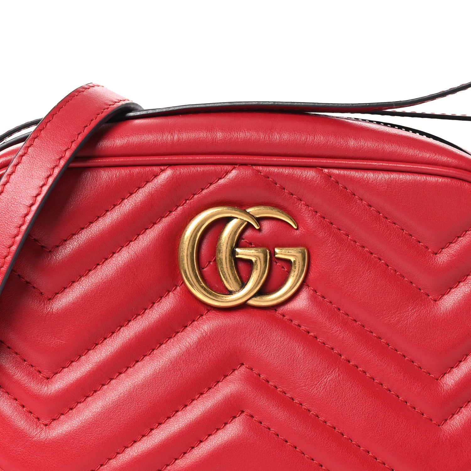 Calfskin Matelasse Mini GG Marmont Chain Shoulder Bag Hibiscus Red