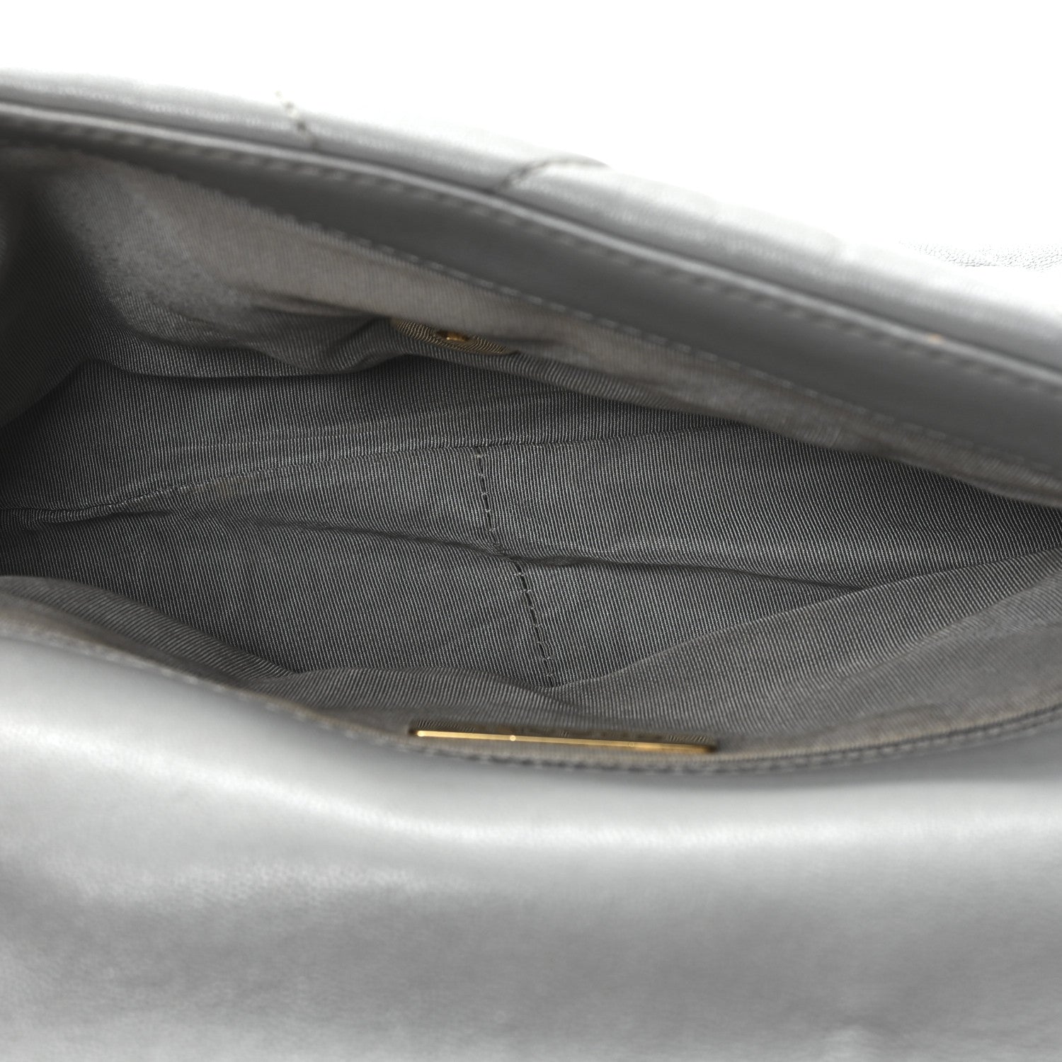 Goatskin Quilted Medium CHNL 19 Flap Grey