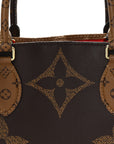 Reverse Monogram Giant Onthego GM