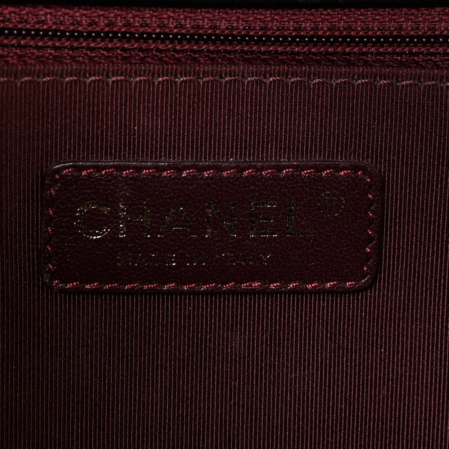 Calfskin Caviar Suede Chevron New Medium Boy Flap Black