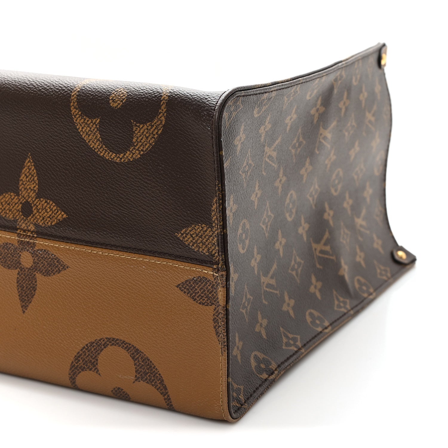 Reverse Monogram Giant Onthego GM