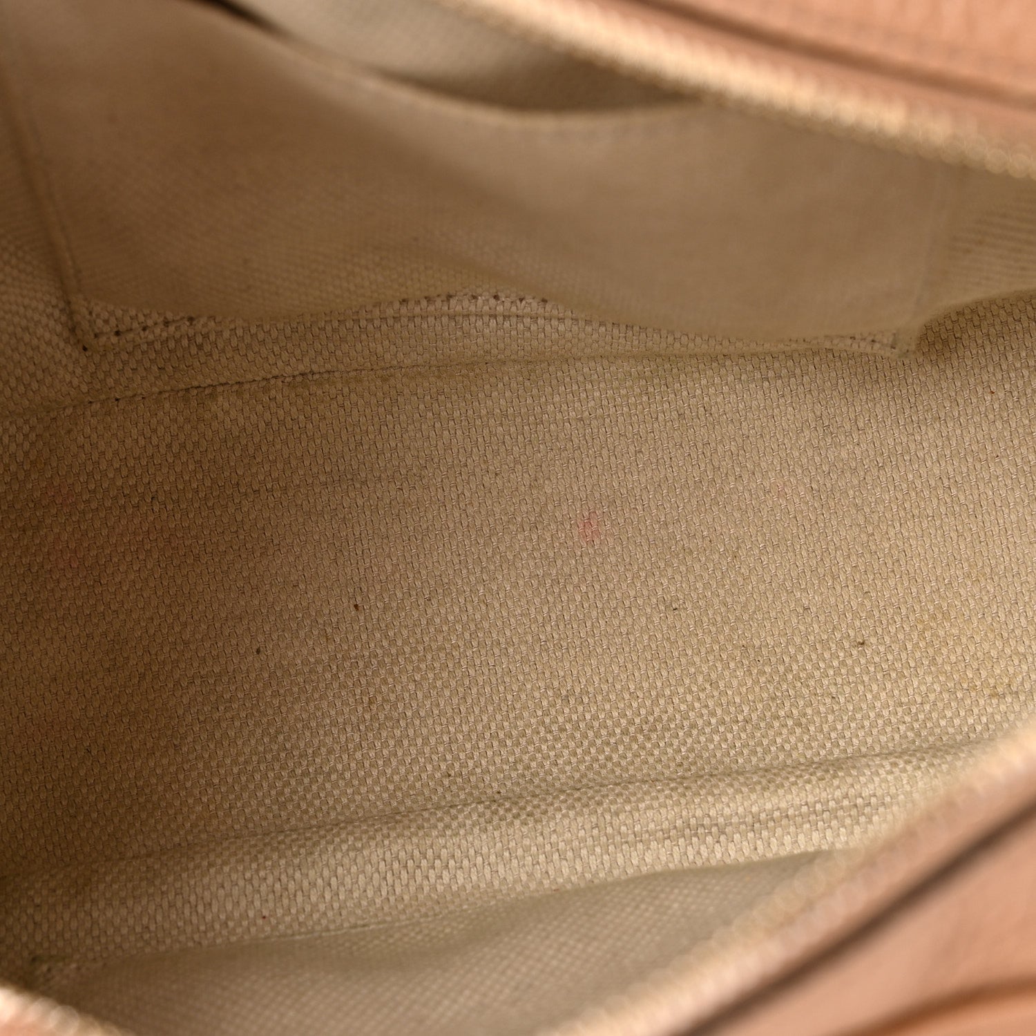 Pebbled Calfskin Small Soho Disco Bag Camelia