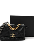 Lambskin Quilted Medium CHNL 19 Flap Black
