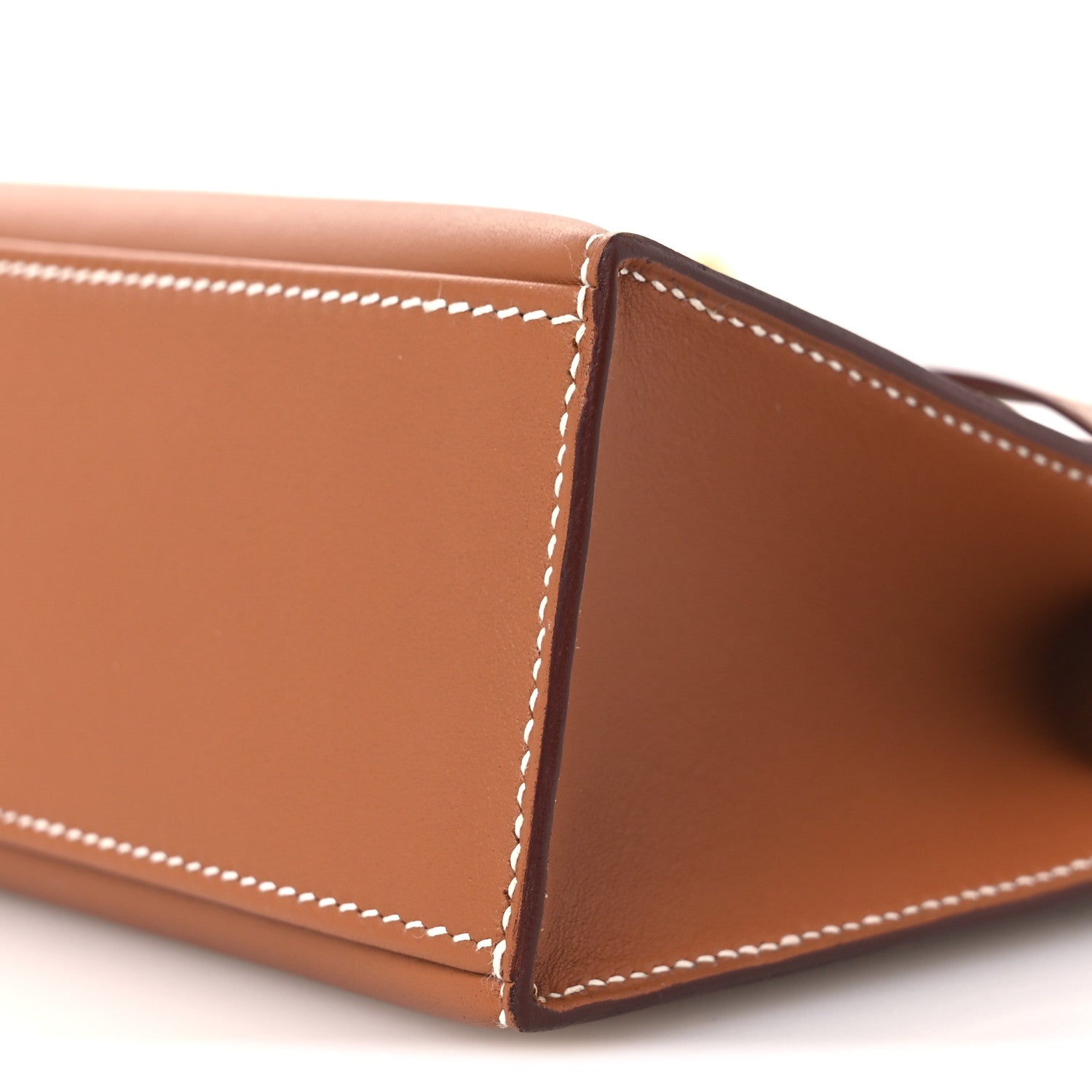 Swift Kelly Pochette Clutch Gold