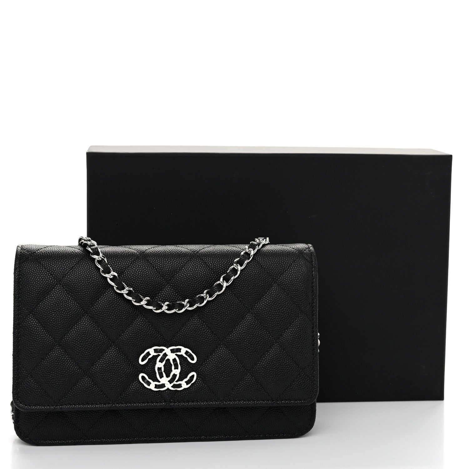 Caviar Quilted CHNL 19 Wallet On Chain WOC Black White