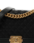Caviar Quilted Medium Boy Flap Black