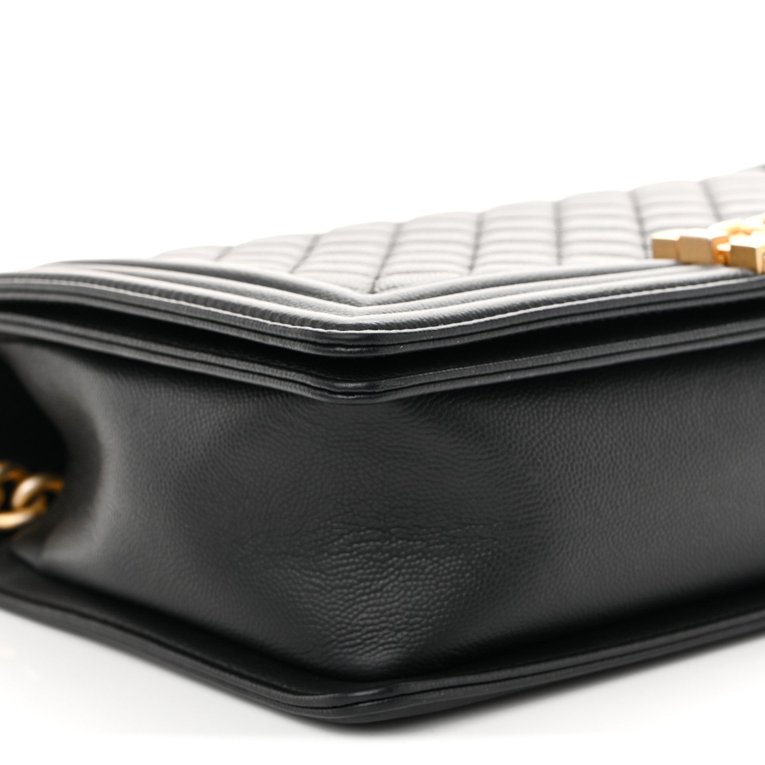 Caviar Quilted New Medium Boy Flap Black