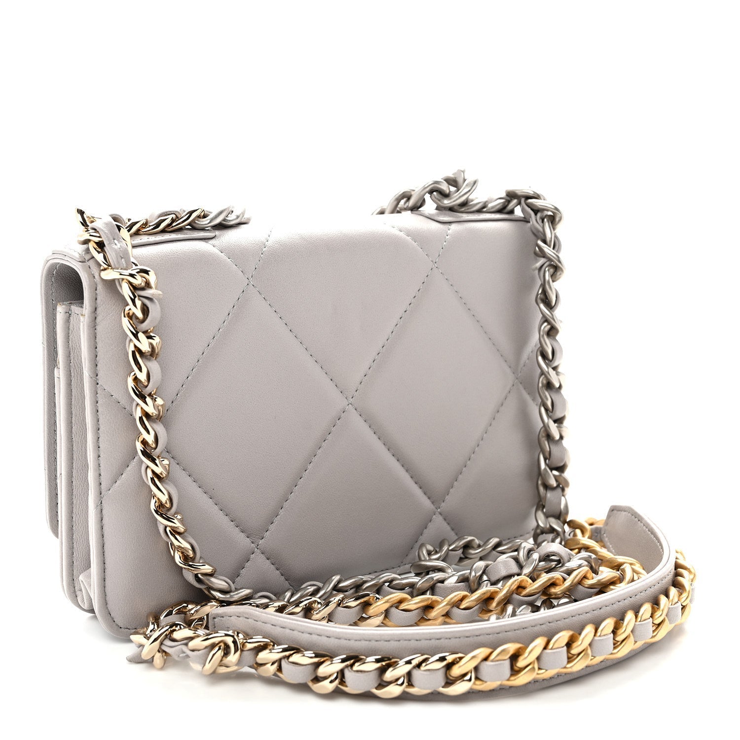 Lambskin Quilted CHNL 19 Wallet On Chain WOC Grey