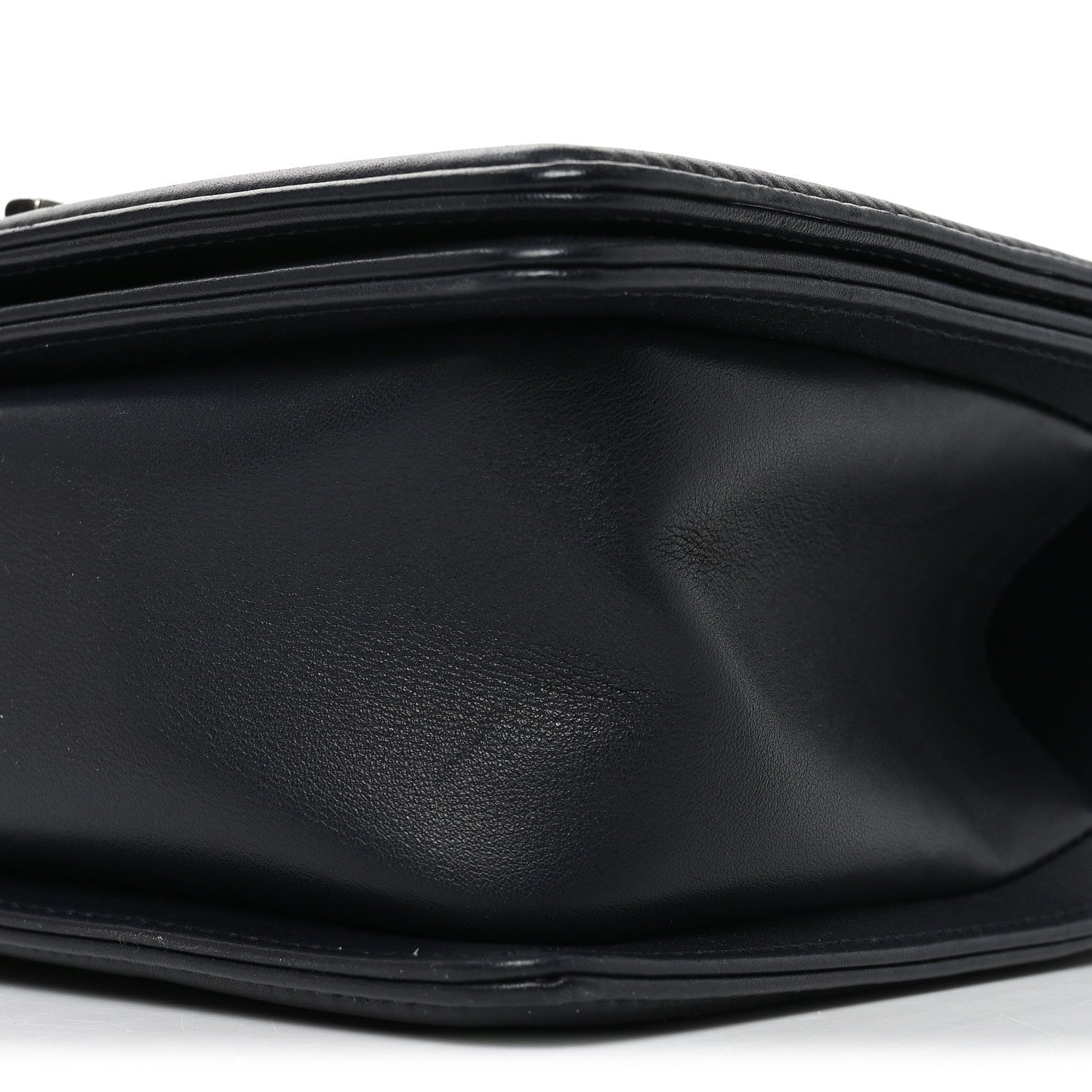 Lambskin Chevron Quilted Medium Boy Flap Black