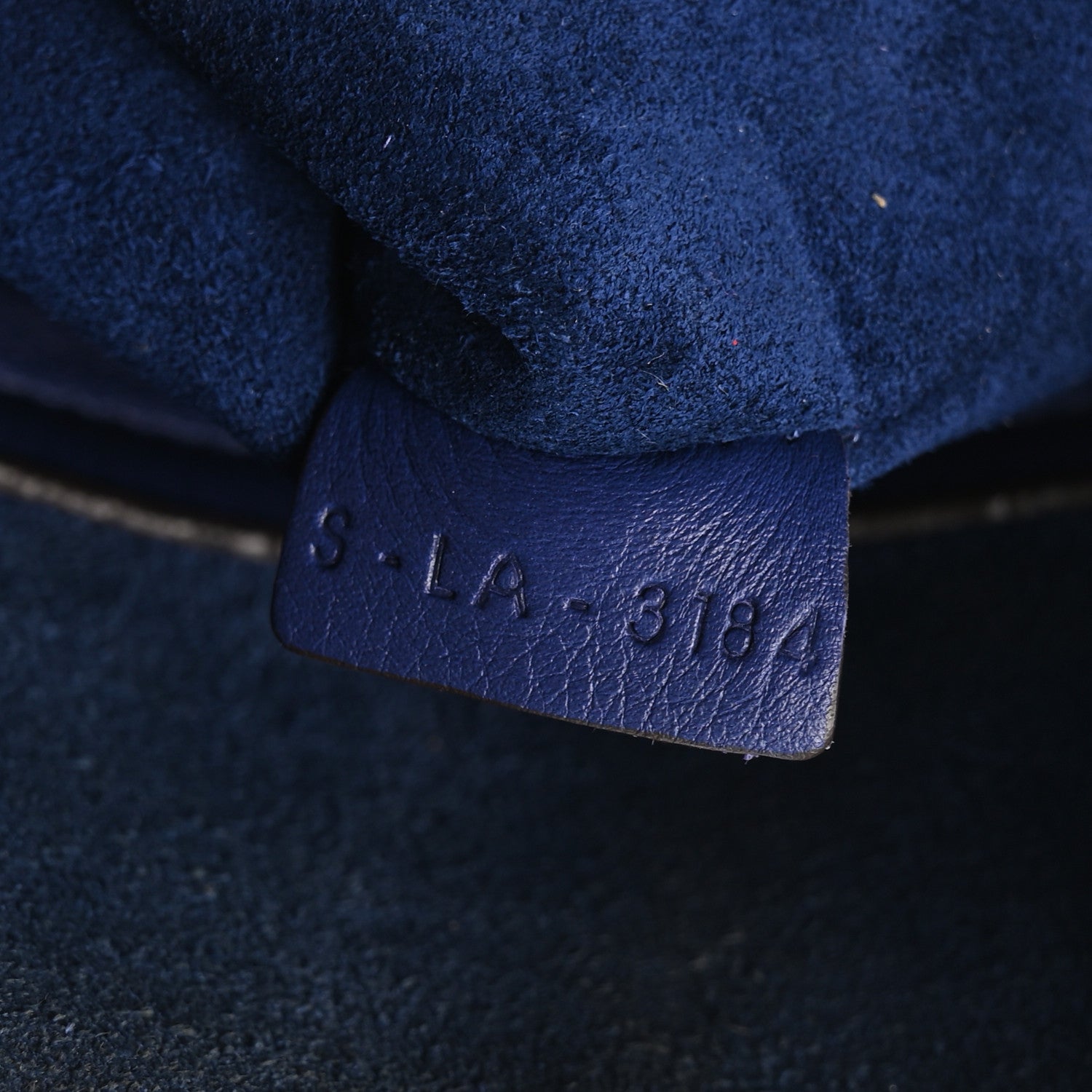 Grained Calfskin Medium Phantom Luggage Indigo