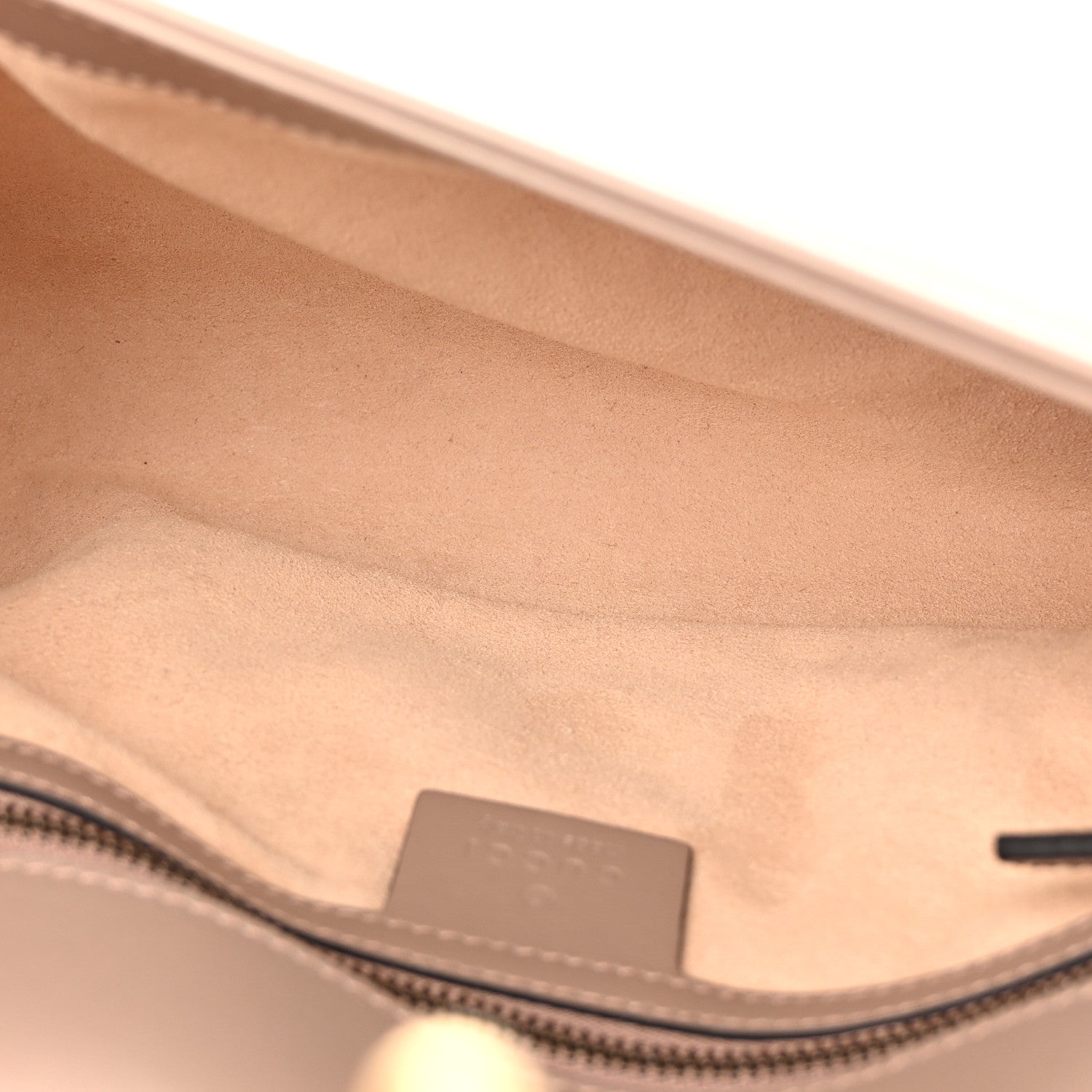 Calfskin Matelasse Small GG Marmont Shoulder Bag Porcelain Rose