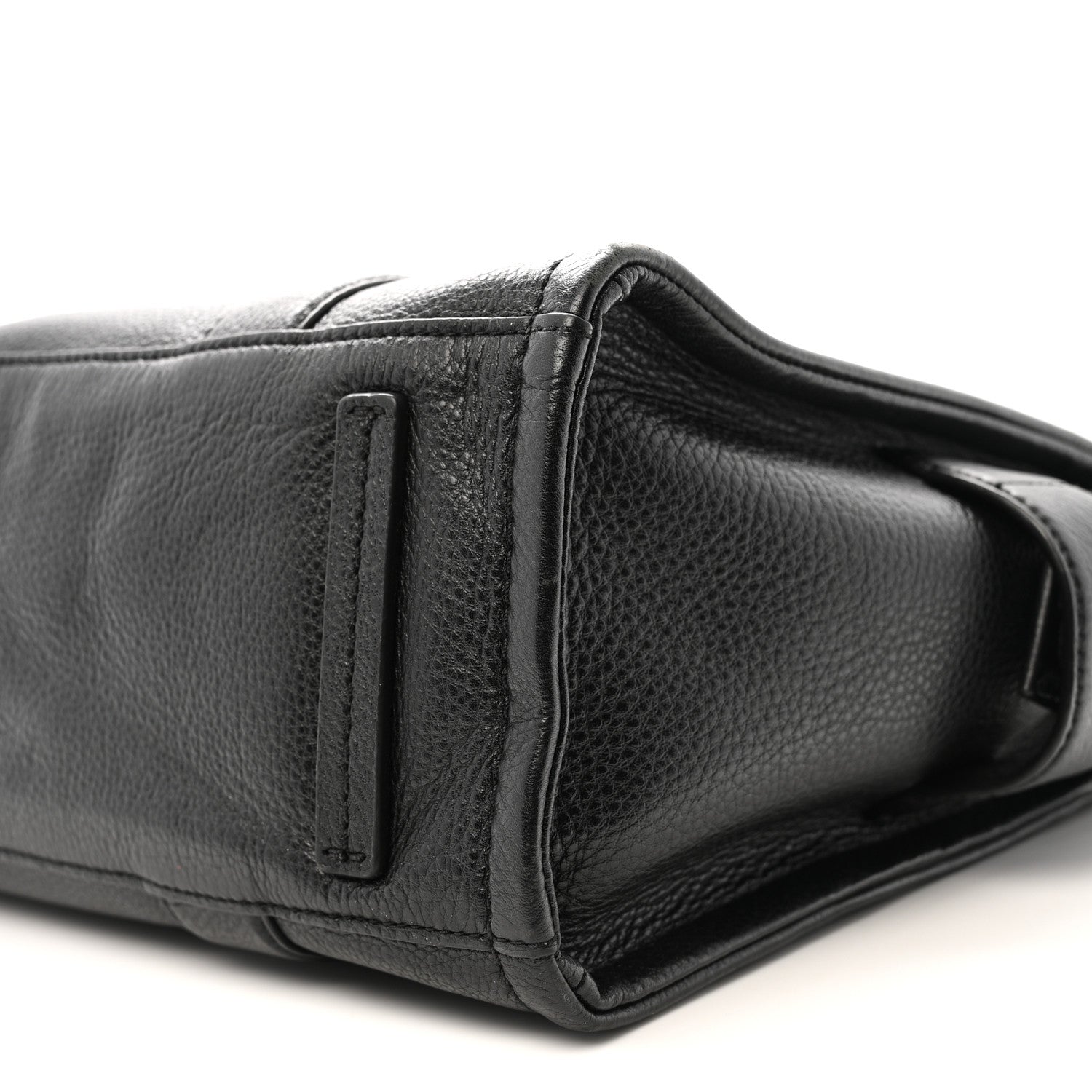 Grained Calfskin Medium The Tote Bag Black