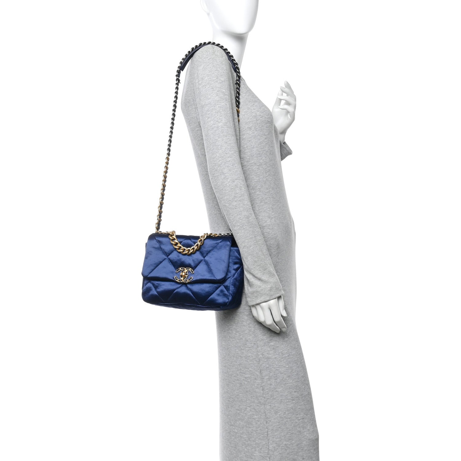Satin Quilted Medium CHNL 19 Flap Blue