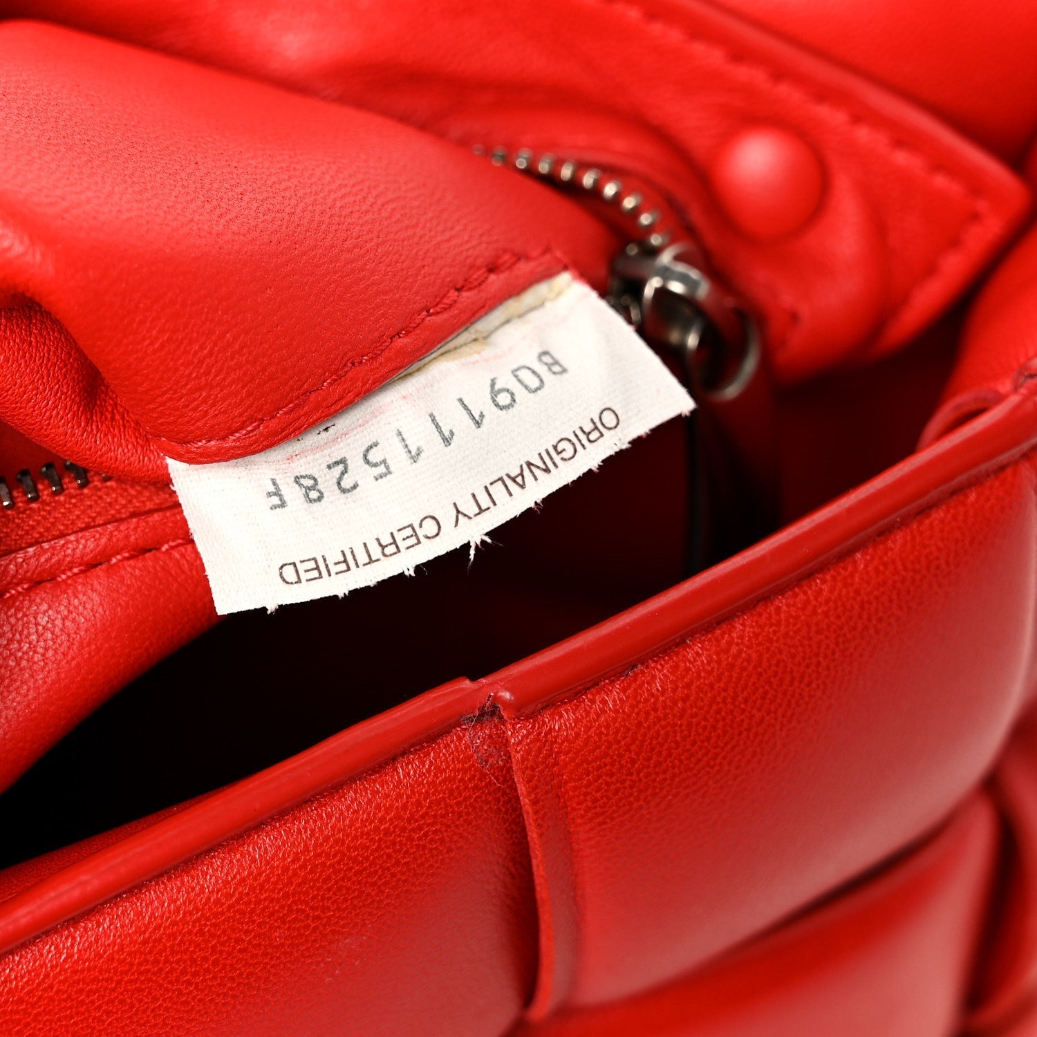 Lambskin Maxi Intreccio Padded Chain Cassette Crossbody Bag Nail Polish