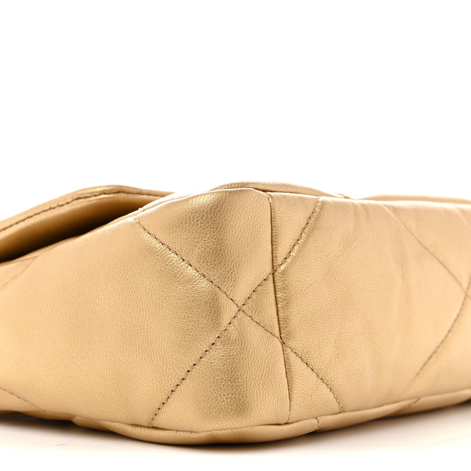 Metallic Goatskin Quilted Medium CHNL 19 Flap Gold
