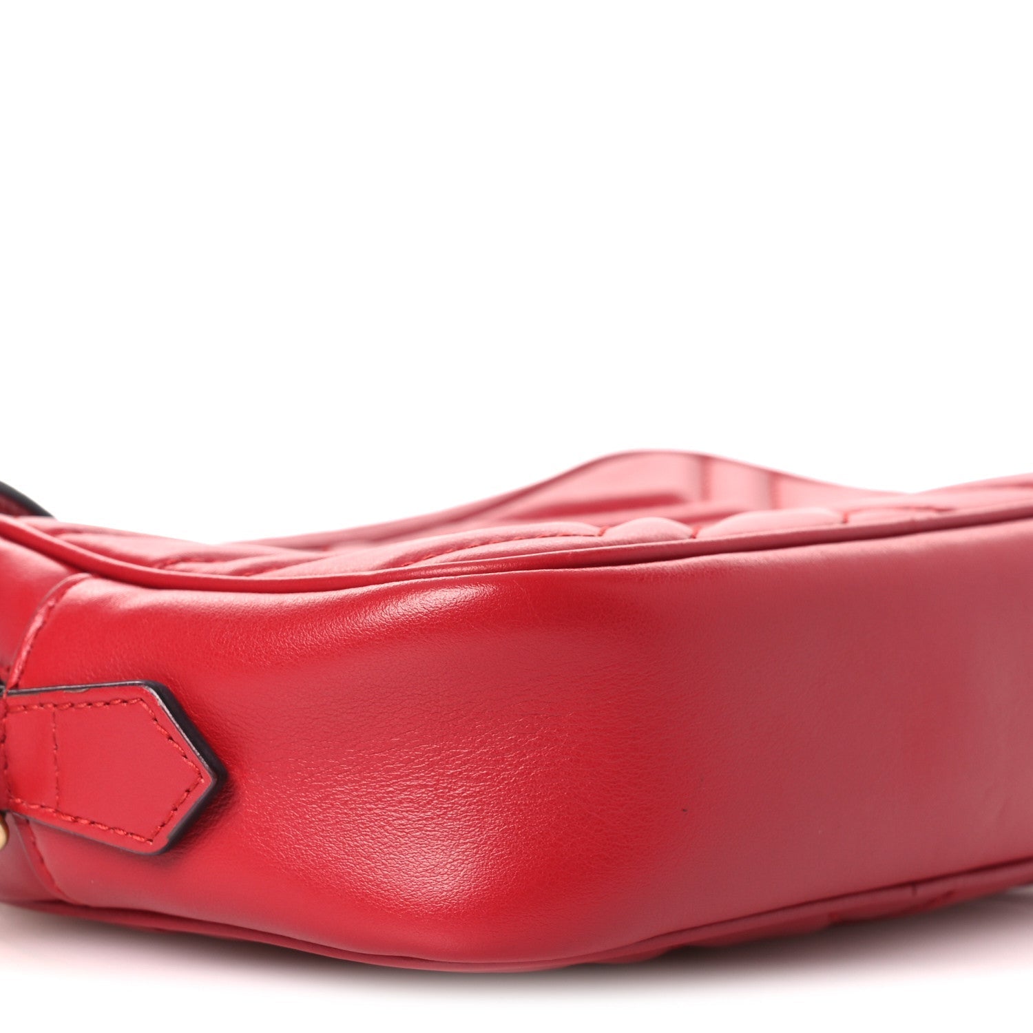 Calfskin Matelasse Mini GG Marmont Chain Shoulder Bag Hibiscus Red