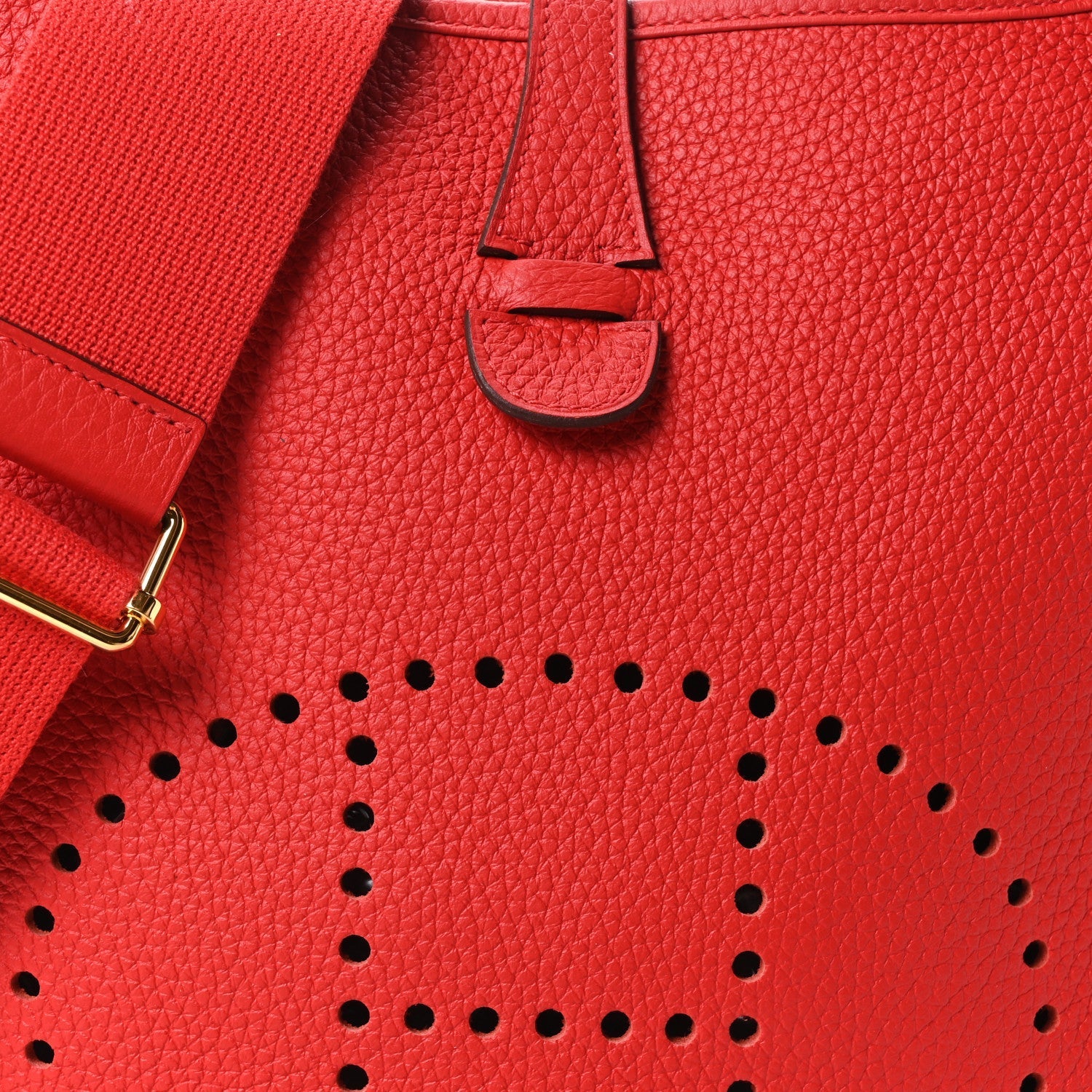 Taurillon Clemence EVELYNE III GM Rouge de Coeur