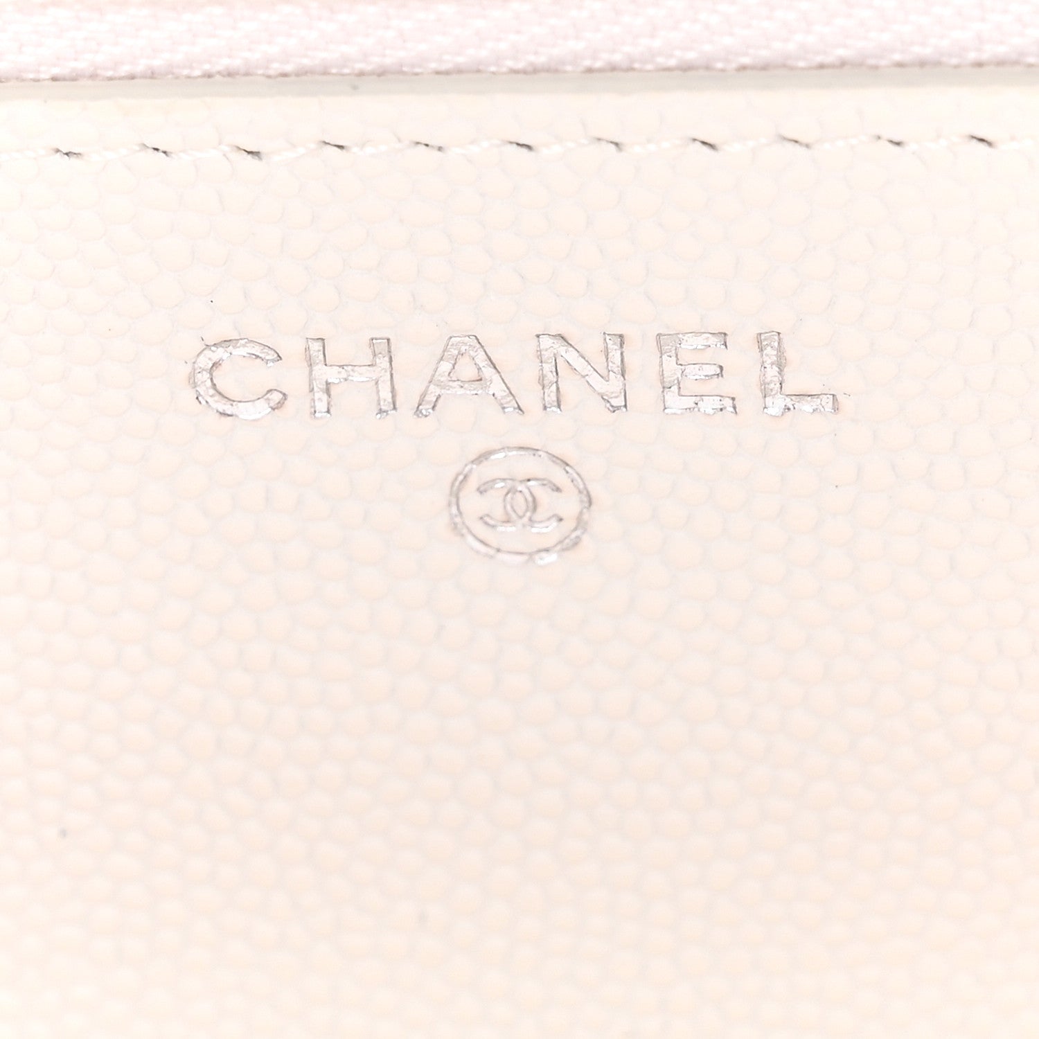 Caviar Quilted CHNL 19 Wallet On Chain WOC White Pink