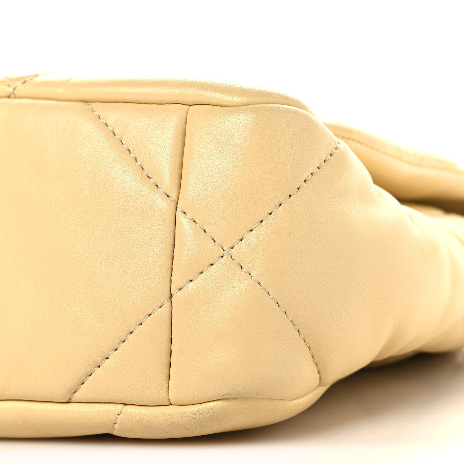 Lambskin Quilted Medium CHNL 19 Flap Yellow