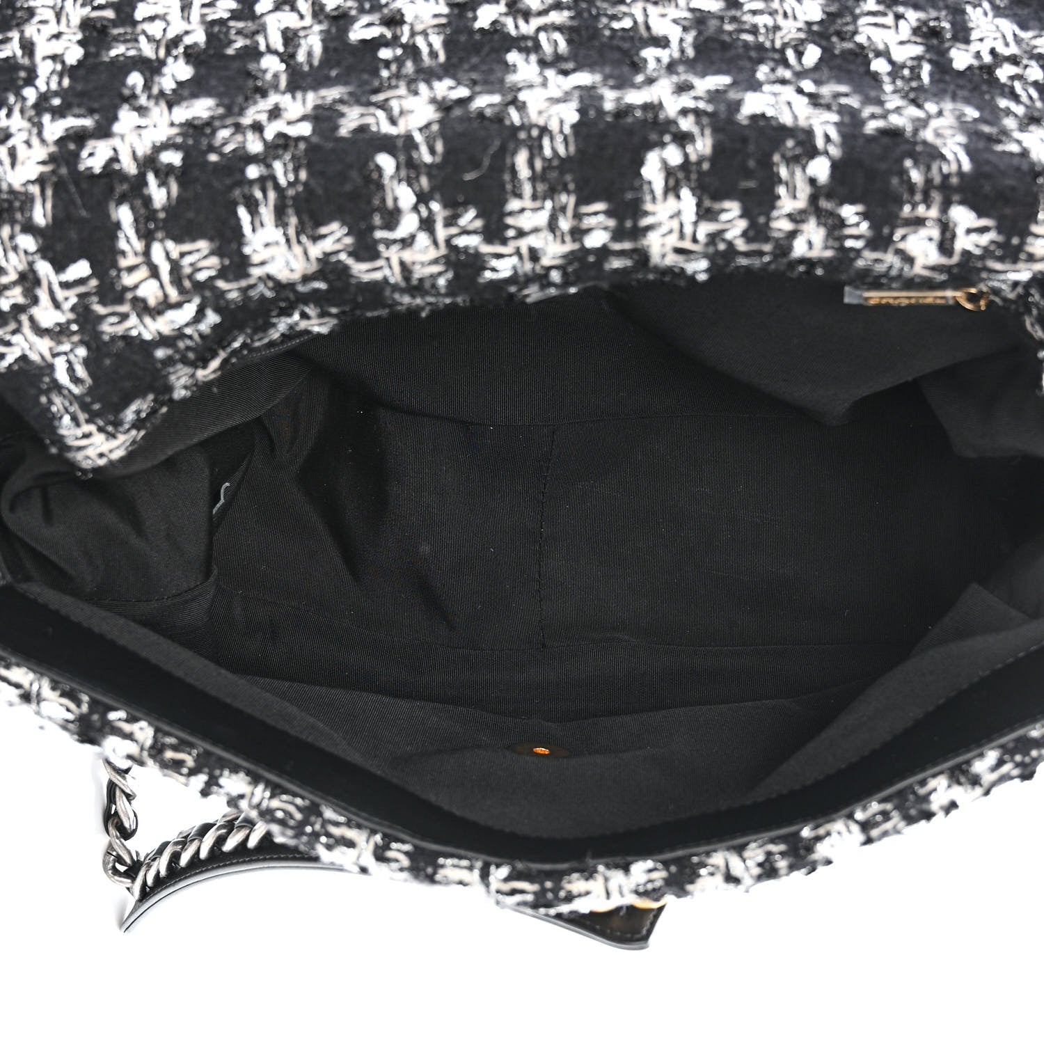 Tweed Quilted Maxi CHNL 19 Flap Black Silver Ecru